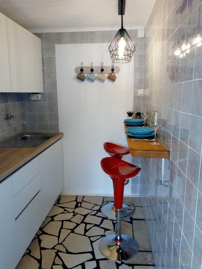 Apartmani Paulo ヴィス エクステリア 写真